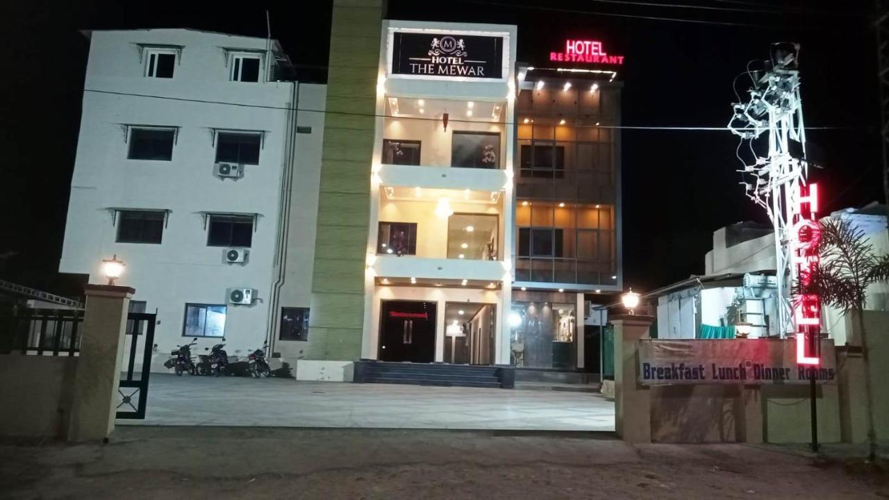 Hotel The Mewar Dabok Kültér fotó