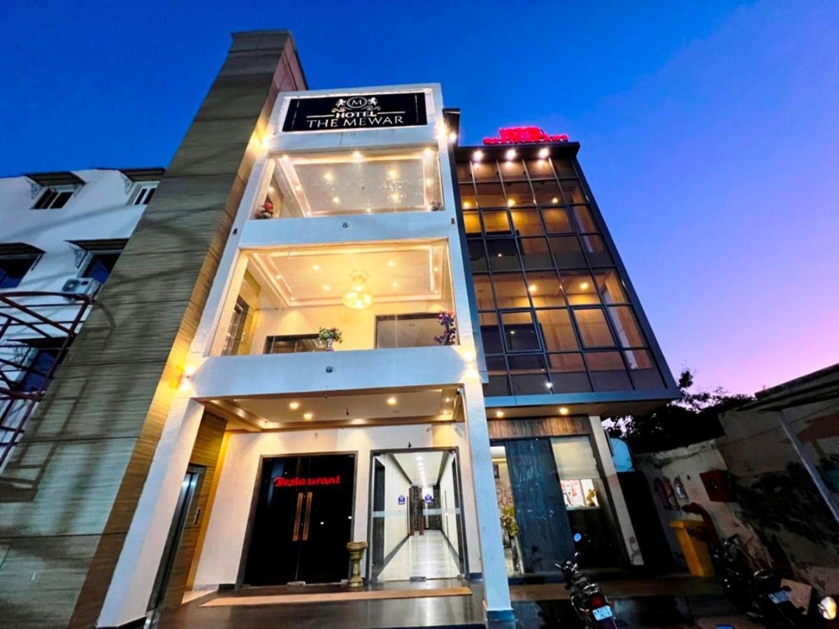 Hotel The Mewar Dabok Kültér fotó