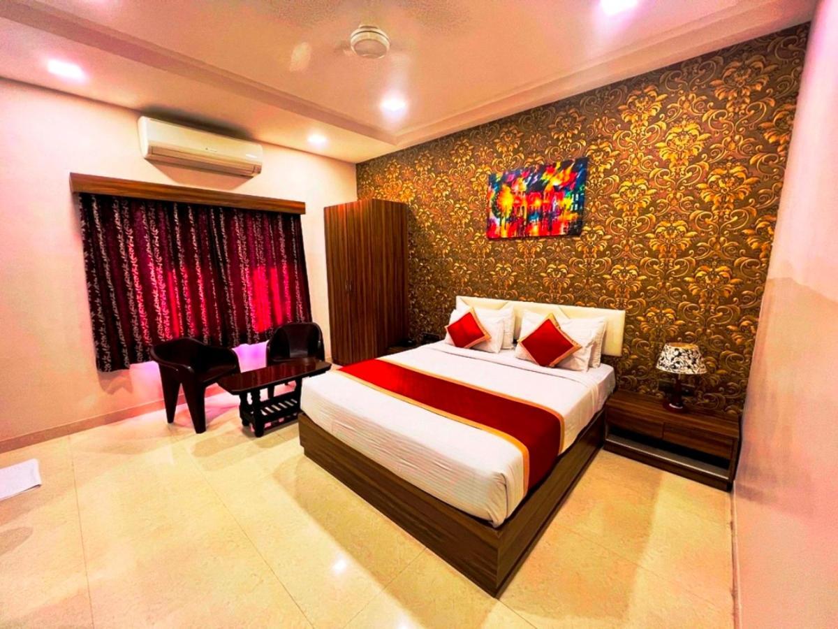Hotel The Mewar Dabok Kültér fotó